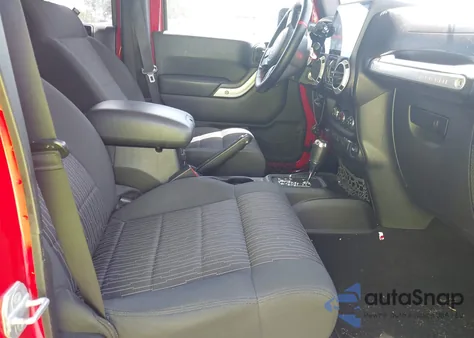 2012 Jeep Wrangler Unlimited Sahara из США, поврежденный, VIN 1C4HJWEG3CL215710